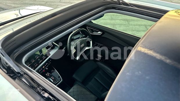Audi Q4 E-tron Advance 2024 image 3